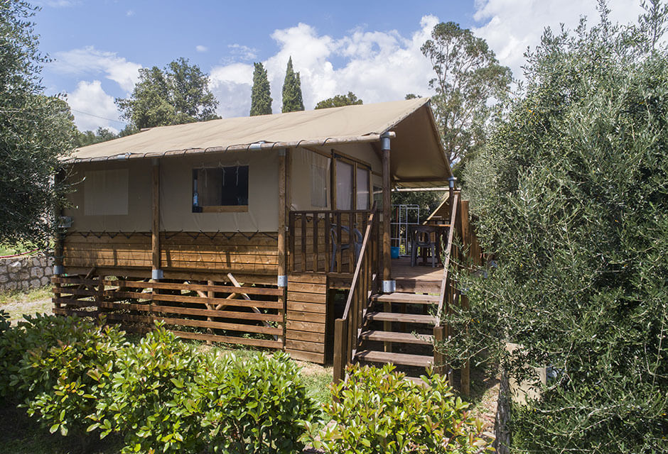 lodge camping menton